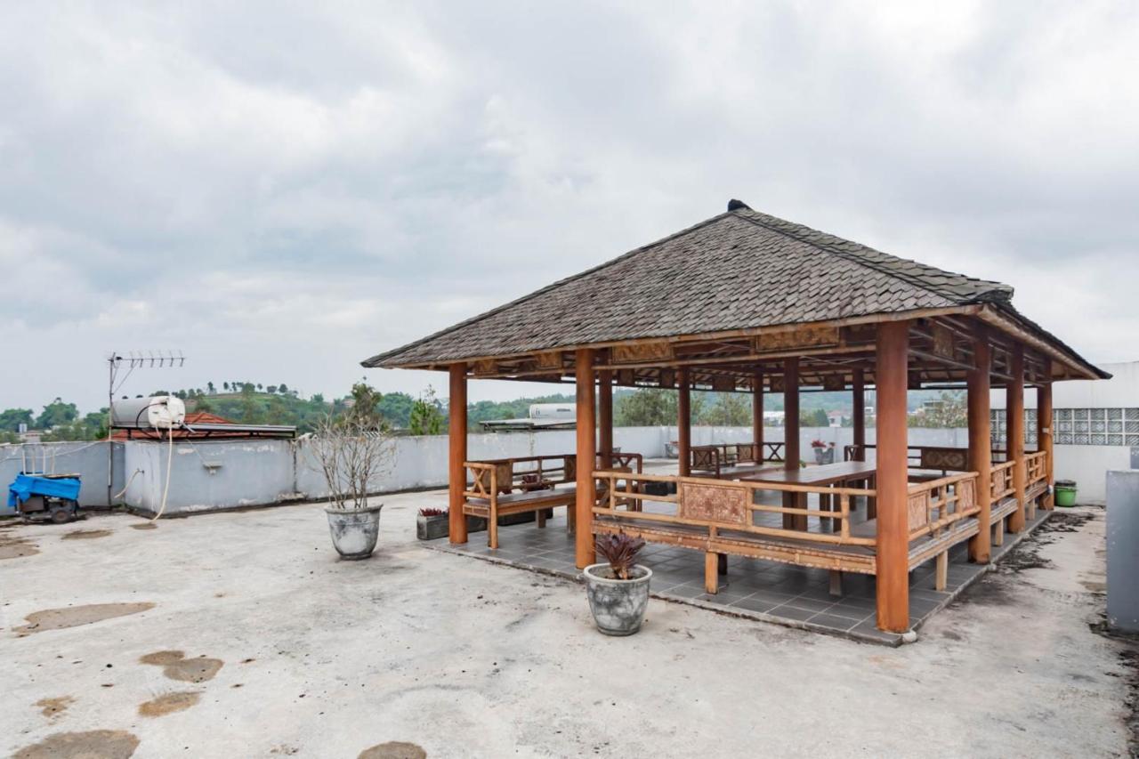 Reddoorz Near Lembang Park & Zoo 2 Hotel Ngoại thất bức ảnh